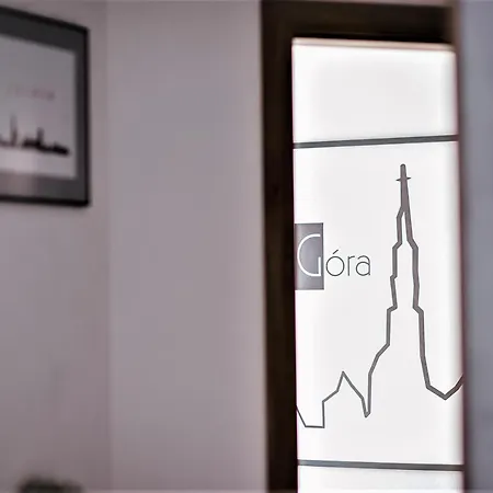 Eu Super De Lux Ulica 3 Maja